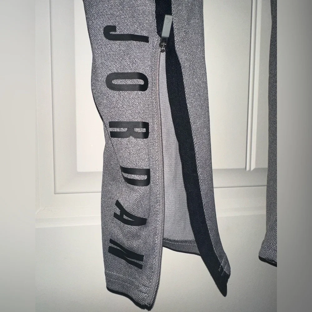 Jordan Brand Gray Dri-FIT Track Pants | Men’s Size Medium | Athletic Joggers